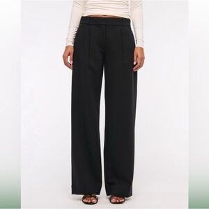 Abercrombie & Fitch Sloane Tailored Wide Leg Pant. Size 25 Short (0 Short) EUC